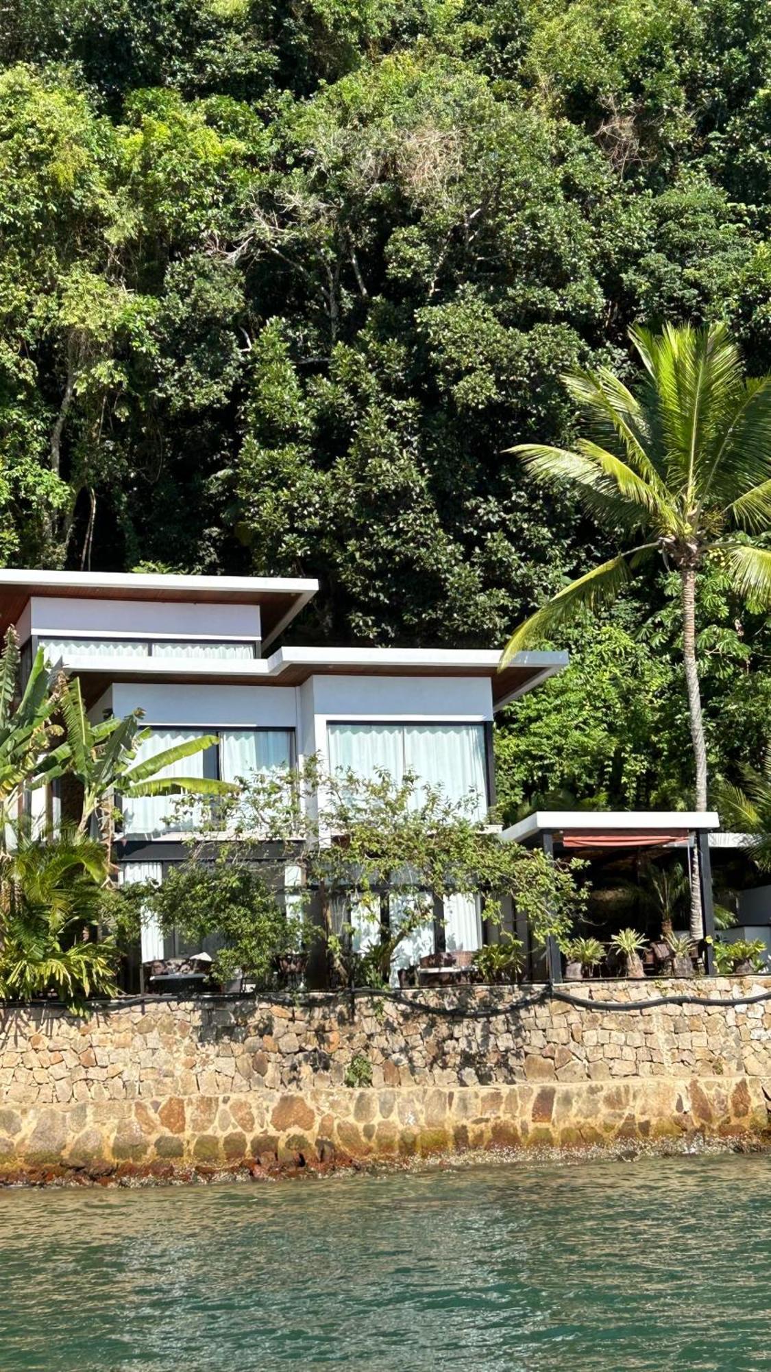 Pedro Rei Hospedagem Vila do Abraao Exterior photo